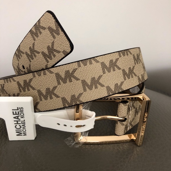 SALE!! โฅ๏ธ MICHAEL KORS signature designer belt in M - Picture 5 of 10